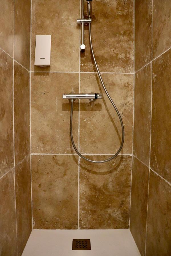 Moulin 1- Appartement Arenes Romaines - Beziers Centre - Wifi - Tv Connectee Стая снимка